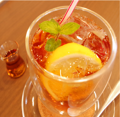 コーヒー好きがこだわった<br>絶品のティー 500yen